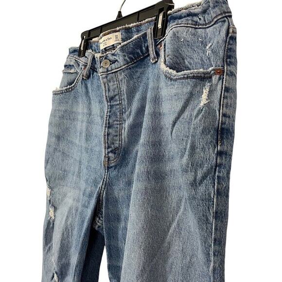 Abercrombie & Fitch The Dad High Rise Distressed Medium Blue Jeans sz 34 / 18L - Picture 10 of 16